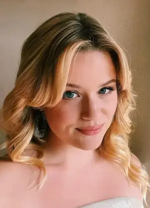 Ava Phillippe