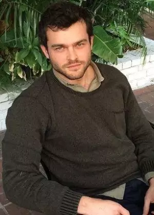 Alden Ehrenreich