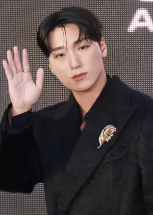 Choi San