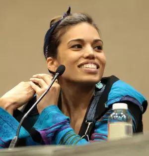 Ciara Renée