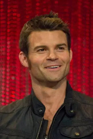 Daniel Gillies