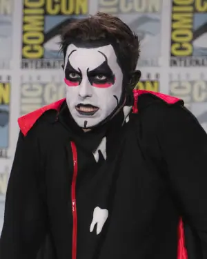 Donovan Danhausen