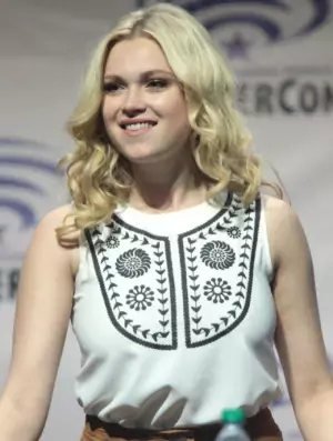 Eliza Taylor-Cotter