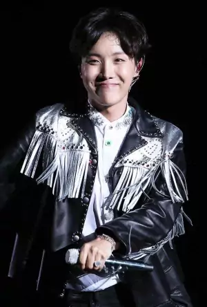 J-Hope,
