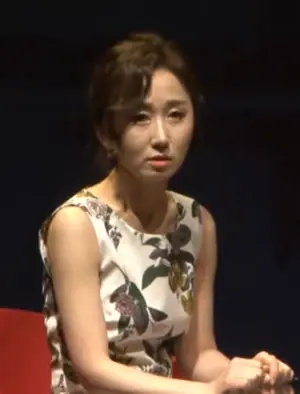 Ji-ha Lee