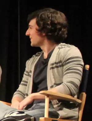 Josh Brener