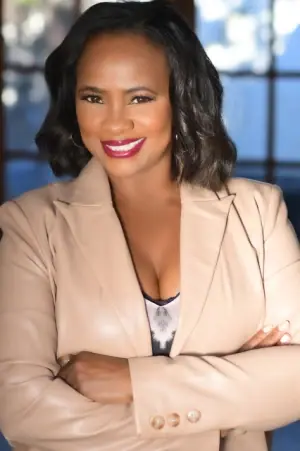 Karen White