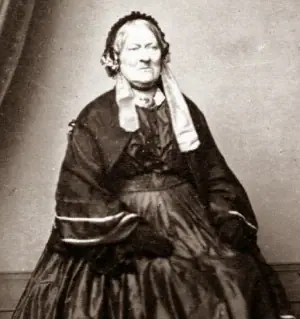 Lilly Maxwell