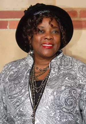 Loretta Devine