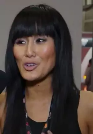 Minae Noji