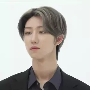 Minghao Xu