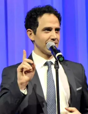 Santino Fontana