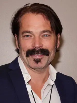 Tim Rozon