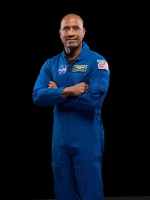 Victor Glover